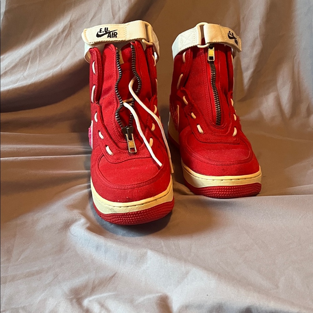 LIMITED EDITION Nike Air Force 1 Men’s sneakers size 9.5.